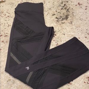 Alo ultimate high waist leggings size L